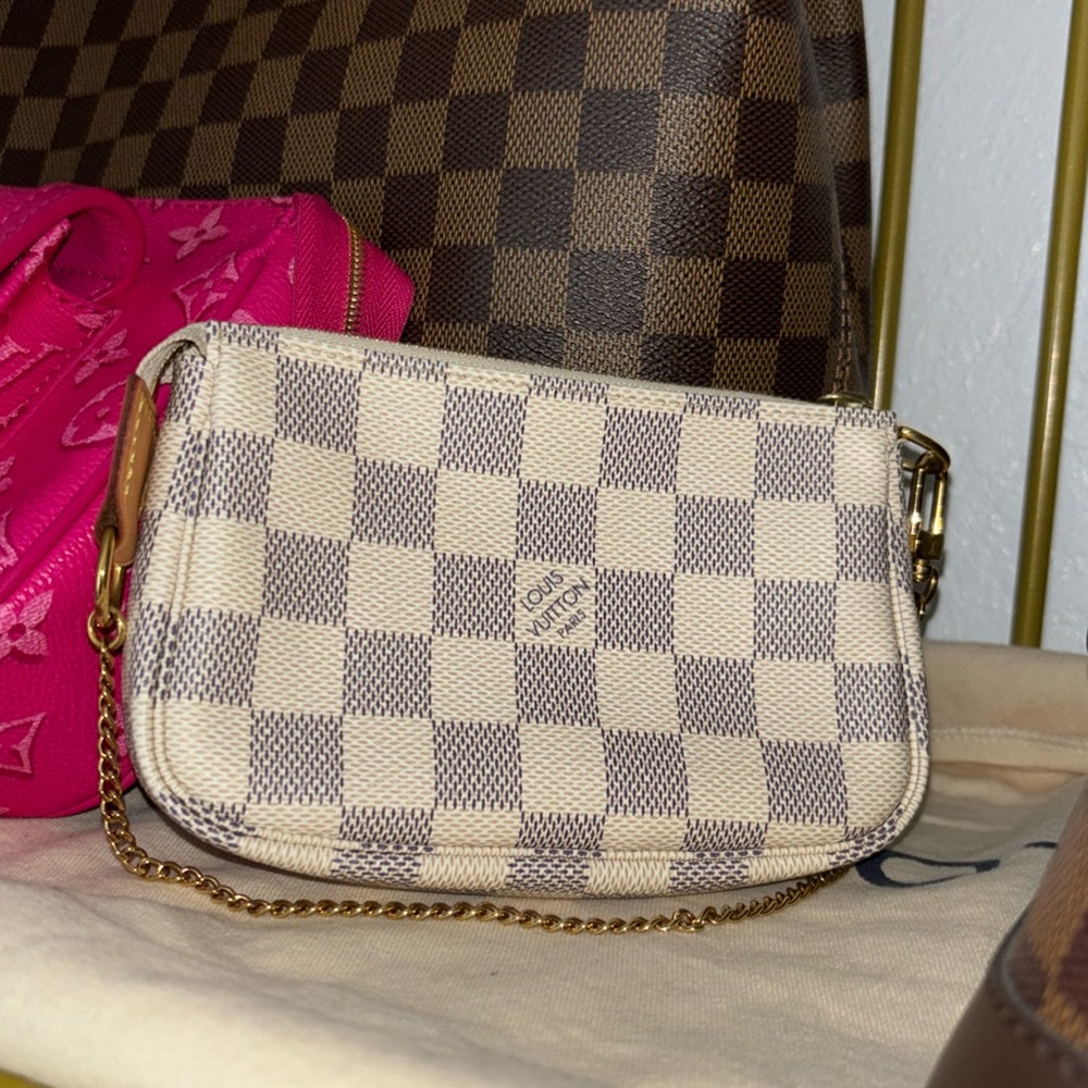 louis vuitton mini pochette in azur (discontinued print